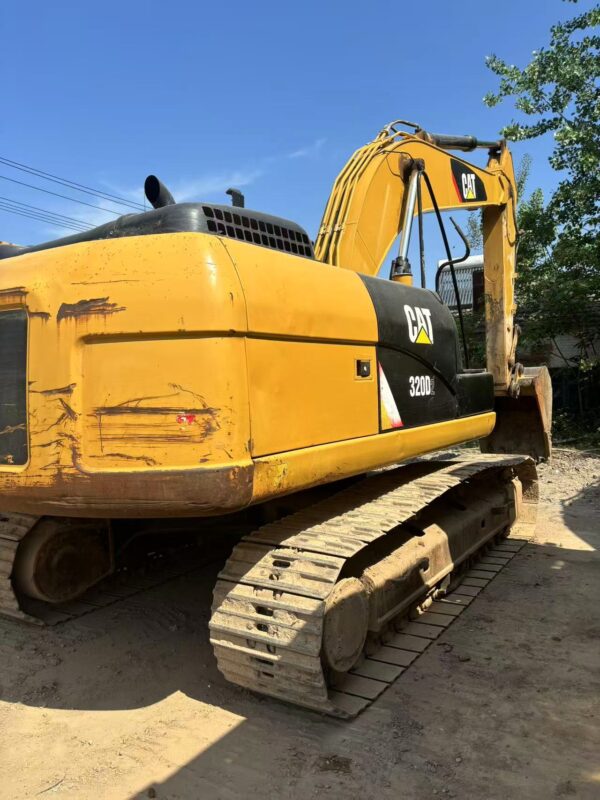 CAT320D2 - 图片 6