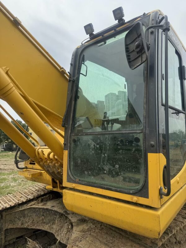 KOMATSU PC200-8 - 图片 5