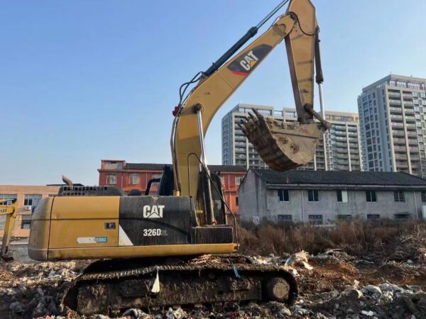 CAT326D2L