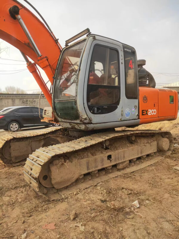 Hitachi EX200