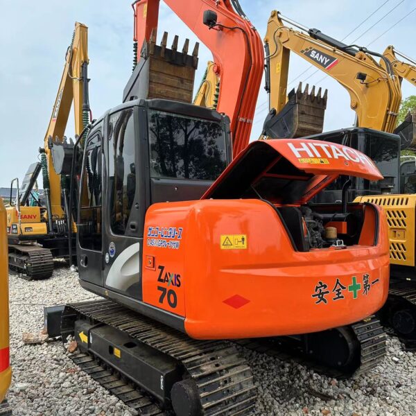 Hitachi ZX70